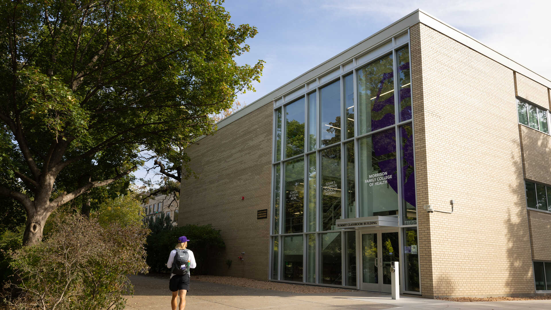 Morrison Family College of Health Students Offer Free Care